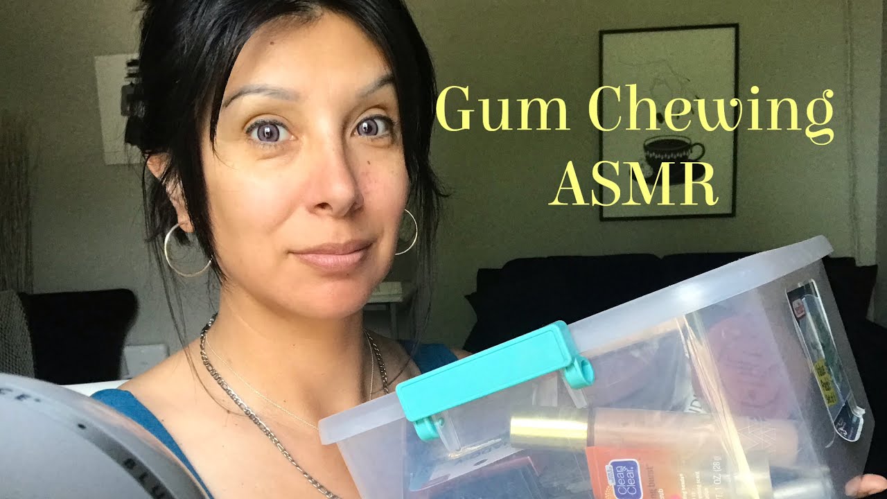 Gum Chewing ASMR | Makeup Collection Sorting 💚