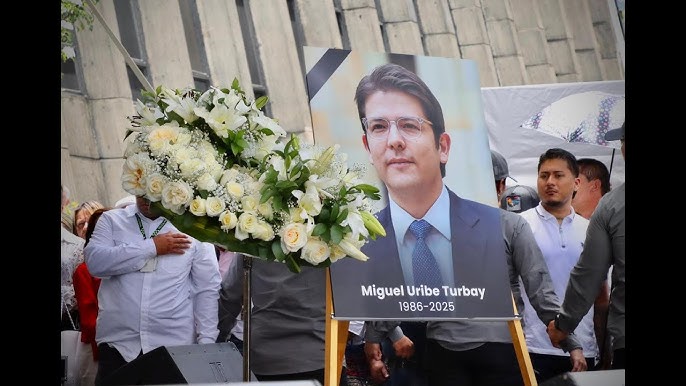 Despedida a Miguel Uribe Turbay en la Catedral Primada de Colombia - YouTube