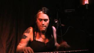 Beth Hart- Hiding Under Water (WOW!!!) at Jimmi's 2-13-10 chords