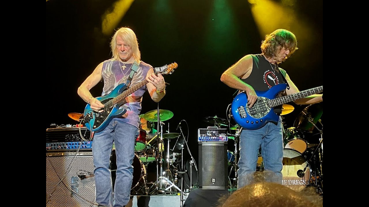 beautiful-guitar-by-steve-morse-on-vista-grande-with-steve-morse-band