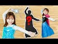 趣味拼圖之幫助迪士尼公主們找出她們的影子吧 小伶玩具 | Xiaoling toys