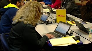 DHL looking to hire 900 more employees