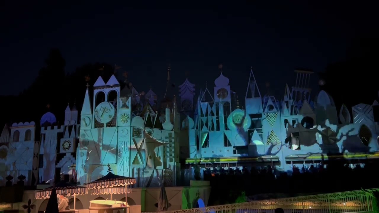 Disneyland Wondrous Journeys (It’s a Small World Facade)