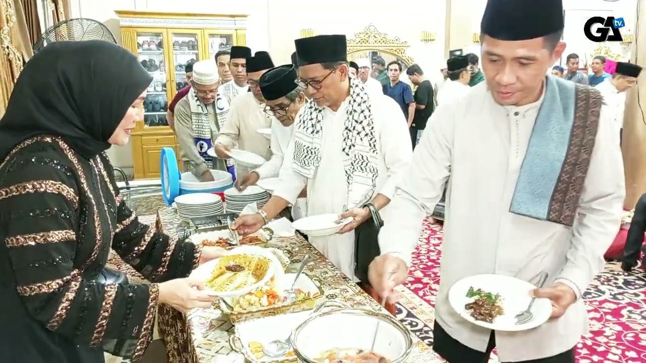 KELUARGA BESAR HMP DAN KJS FOKUS KALTIM GELAR BUKA PUASA BERSAMA MERAJUK KEBERSAMAAN