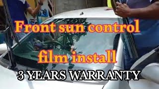 car front glass sun film fixing method