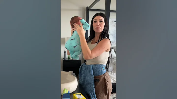 Baby chiropractor #shorts #baby #babies #babyfever #moms #momlife #newborn #postpartum