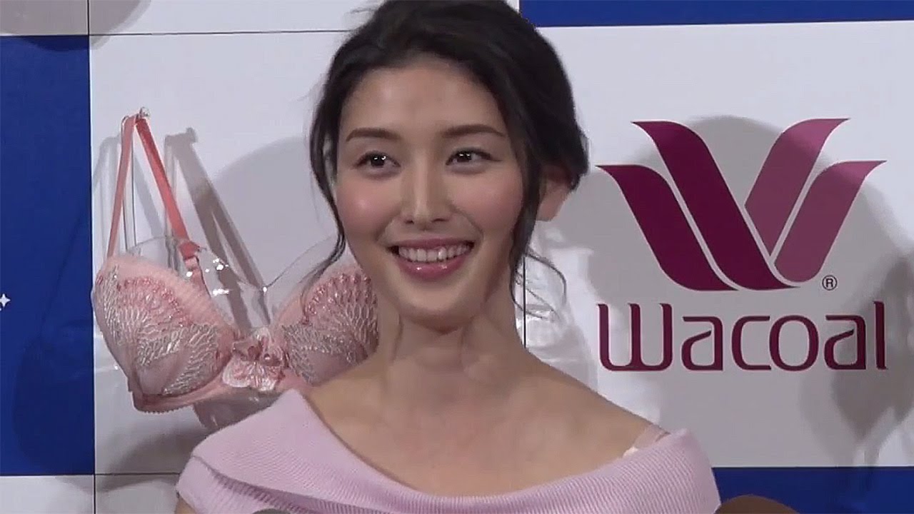橋本マナミ 国民の愛人 になりたい 妄想の中で シンデレラフィッティングを体験 イベント会見2 Youtube 橋本マナミ 国民の愛人 になりたい 妄想の中で シンデレラフィッティングを体験 イベント会見2 Youtube