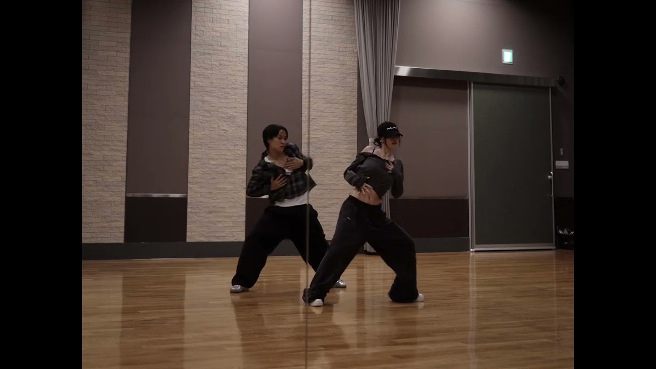 MOMO TikTok] Cocoa Butter Dance 🌚🪽☁️ ZiL🇯🇵 - YouTube