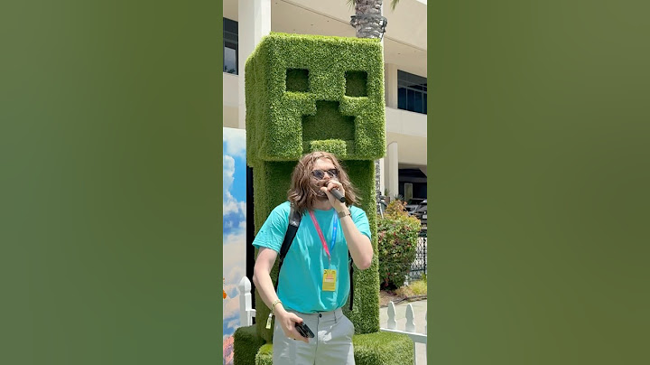 Bro thinks he’s Minecraft Steve 💀 #shorts #minecraft