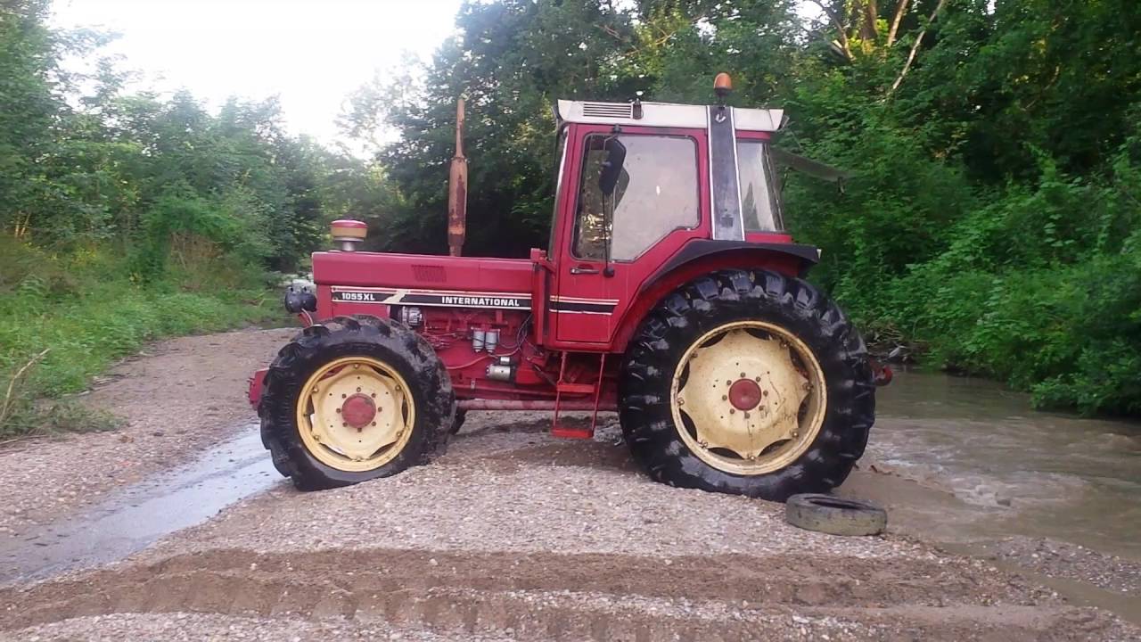 distractie garla IH 1055 XL YouTube