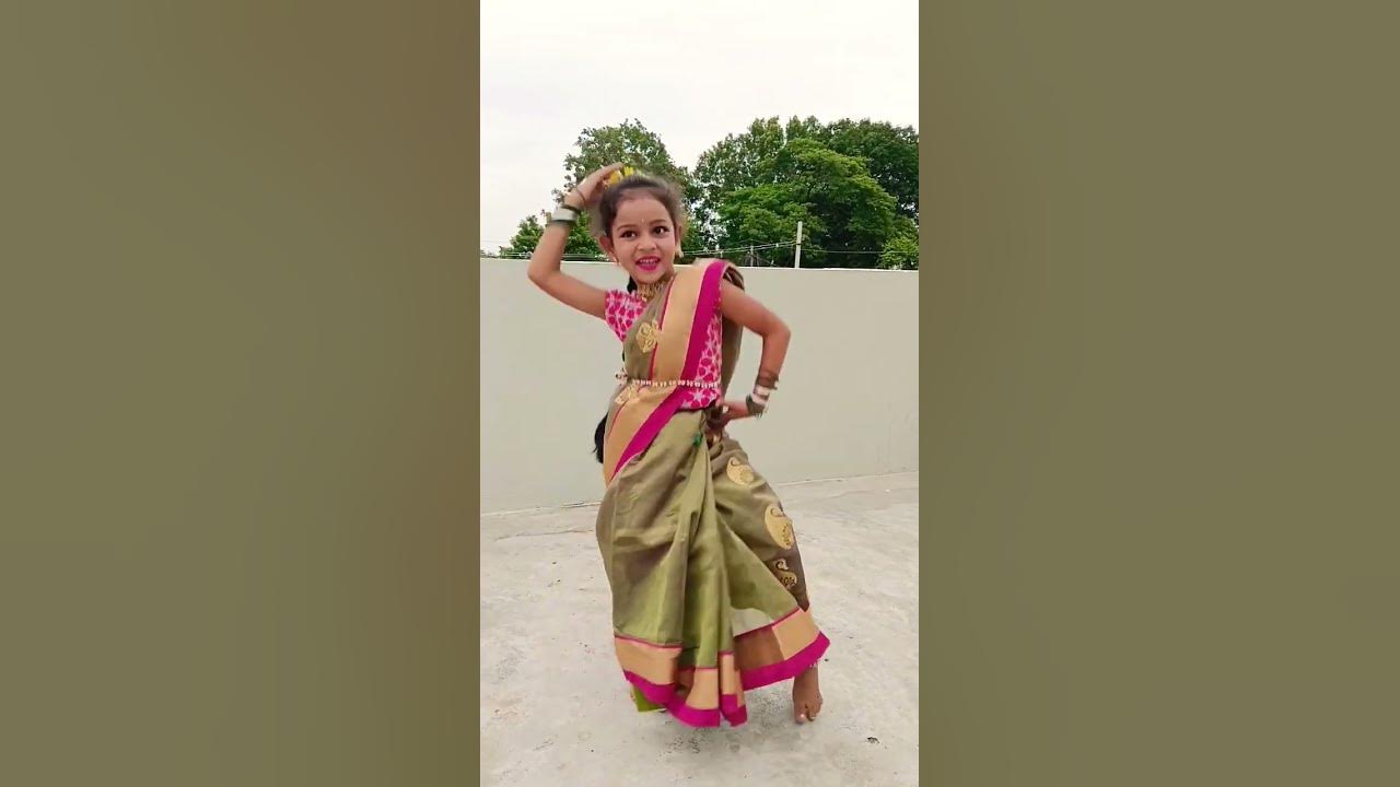 pattu pattu cheyye pattu....song#viral #video #like #subscribe ..... friends pattu pattu cheyye pattu....song#viral #video #like #subscribe ..... friends