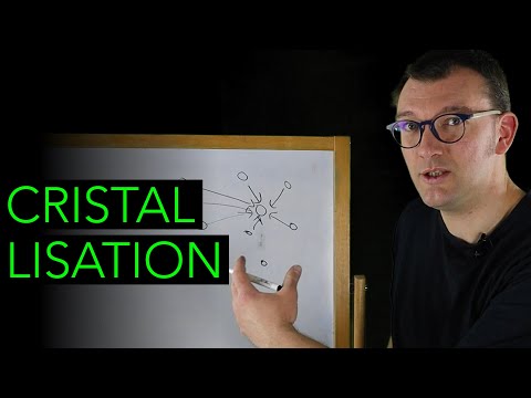 Vidéo: Différence Entre La Cristallisation Et La Précipitation