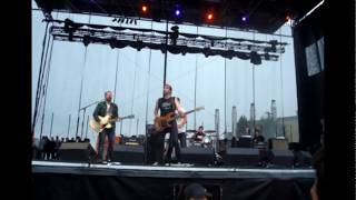 Alexisonfire - This Could be Anywhere in the World (Edgefest 2009) @getbeats