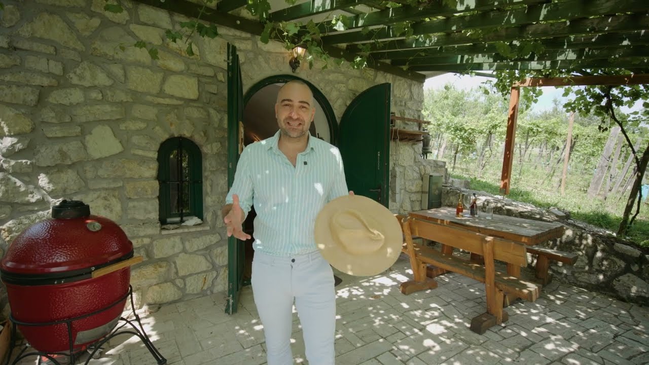 **ELADVA**Vászoly dombjain felújított présház eladó - Balatoni ingatlan