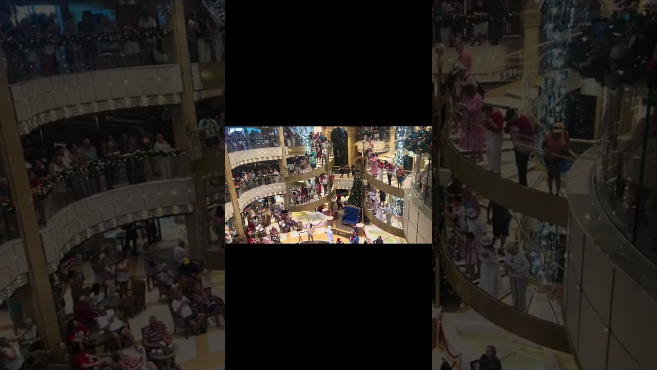 Enchanted Princess Santa Parade! 