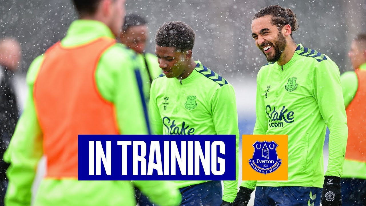 TOFFEES TRAIN IN THE SNOW | Blues prepare for Brentford