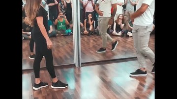 William & Paloma - Leading & Following with the Body - Brazilian Zouk Demo in Singapore 2020