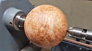 Woodturning - How Cool is Maple Burr !! (no mid roll ads)