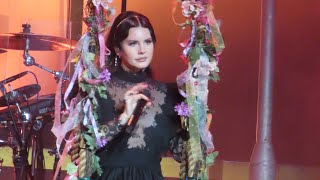 Lana Del Rey - Video Games (live at All Things Go Festival 10/01/23)