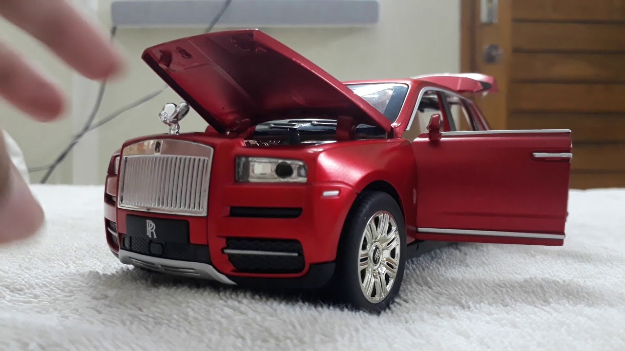 Unboxing of die cast Rolls Royce cullinan 124 scale toy model car