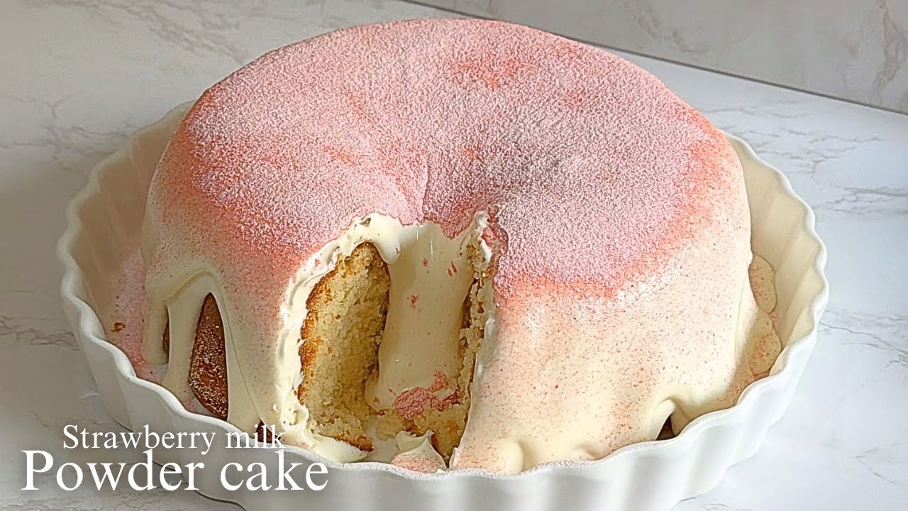 طريقة عمل ألذ كيكة حليب بالفراولة (جربووها!!) The Best Strawberry powder milk cake (Must try)