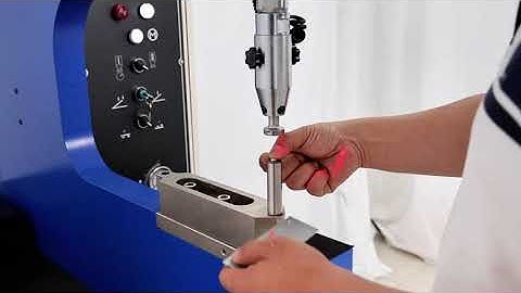 820Plus fastener insertion machine