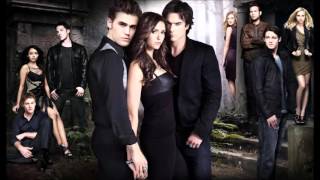 The Vampire Diaries 2x01 Out of our hands (Gemma Hayes)