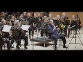 Capture de la vidéo Schumann Symphony No. 3 Introduction By Sir Roger Norrington