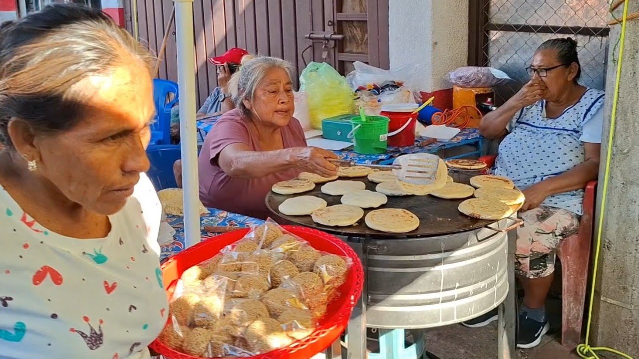 Viernes de Tianguis aca en Tlapehuala guerrero,  la tierra delos tres encantos