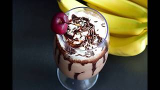 गर्मियों में ठंडा ठंडा चॉकलेट बनाना मिल्कशेक बनाये |Chocolate Banana Milkshake| Summer Special Drink