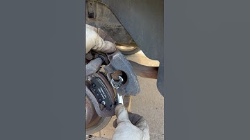 Compressing brake caliper hack 👨🏻‍🔧 Are all brake calipers this way?? 🤔 #theroygarage