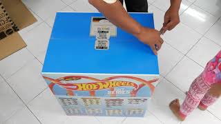Unboxing Hot Wheels 2017 Factory Sealed Set