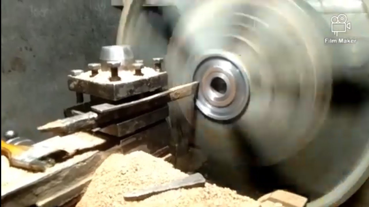 poll lathe. bubut polling. #mesin #engine - YouTube