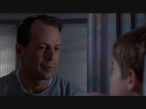 The Sixth Sense (1999) - "I see dead people."