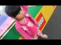 สาวน้อยเพ้นท์ โยกเพลงวง green day