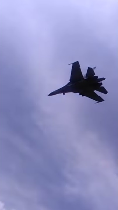 Su 30 mk first landing in Iswahyudi