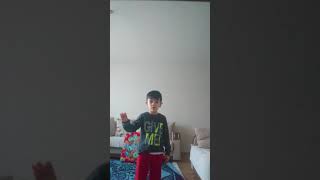 Sağ elimde beş parmak şarkısı