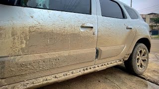 Расслабляющая мойка заляпанного грязью Dacia Duster 4х4/Удовлетворительная автомойка асмр