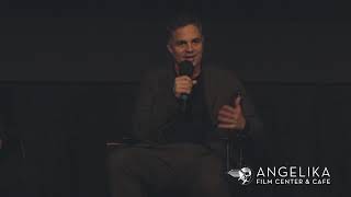 Celebrity Mark Ruffalo Meeting Rob Bilott - DARK WATERS Q&A Profile
