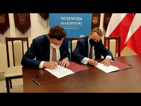 Podpisanie umów na dofinansowanie z Rządowego Funduszu Rozwoju Dróg dla regionu sądeckiego