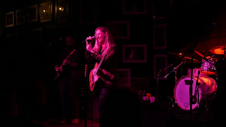 Joanne Shaw Taylor - Live at the Funky Biscuit 2/1...