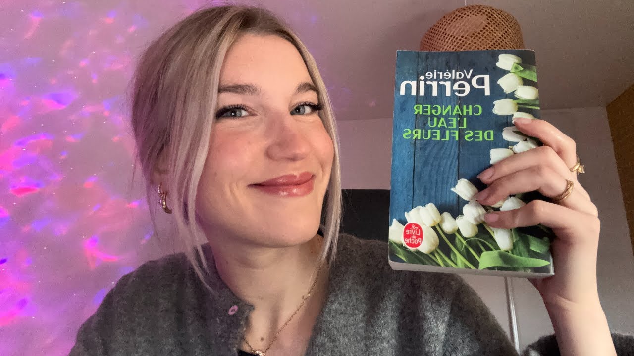 ASMR - LECTURE CHUCHOTEE