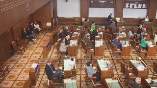 Oregon Dems again call on Republicans to end walkout