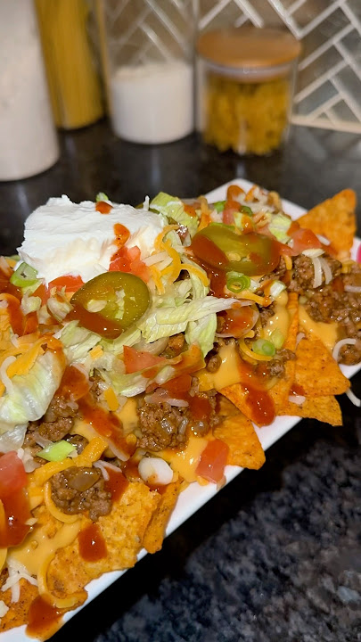 Loaded Nachos or Taco Salad? | Easy dinner idea #eatsbytweet #cooking