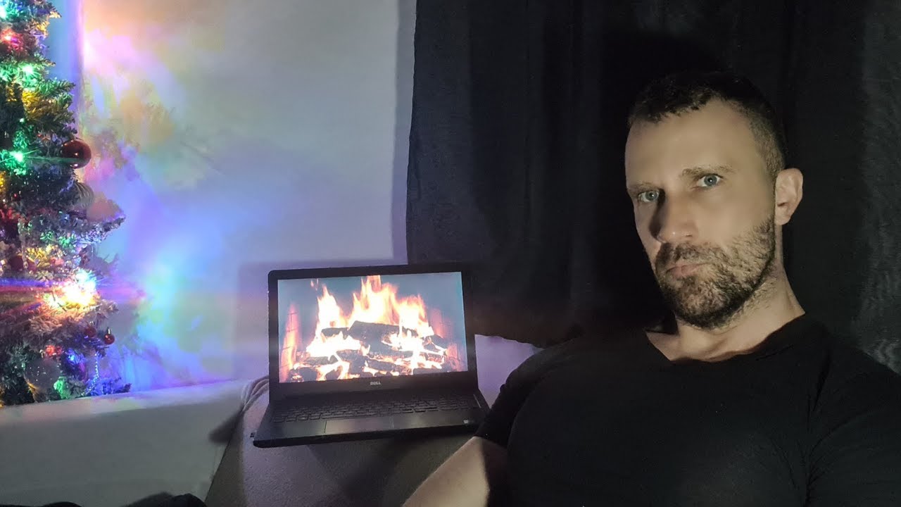 ASMR | Рождественская песня на кокни 🎄 Нежный британский рассказ