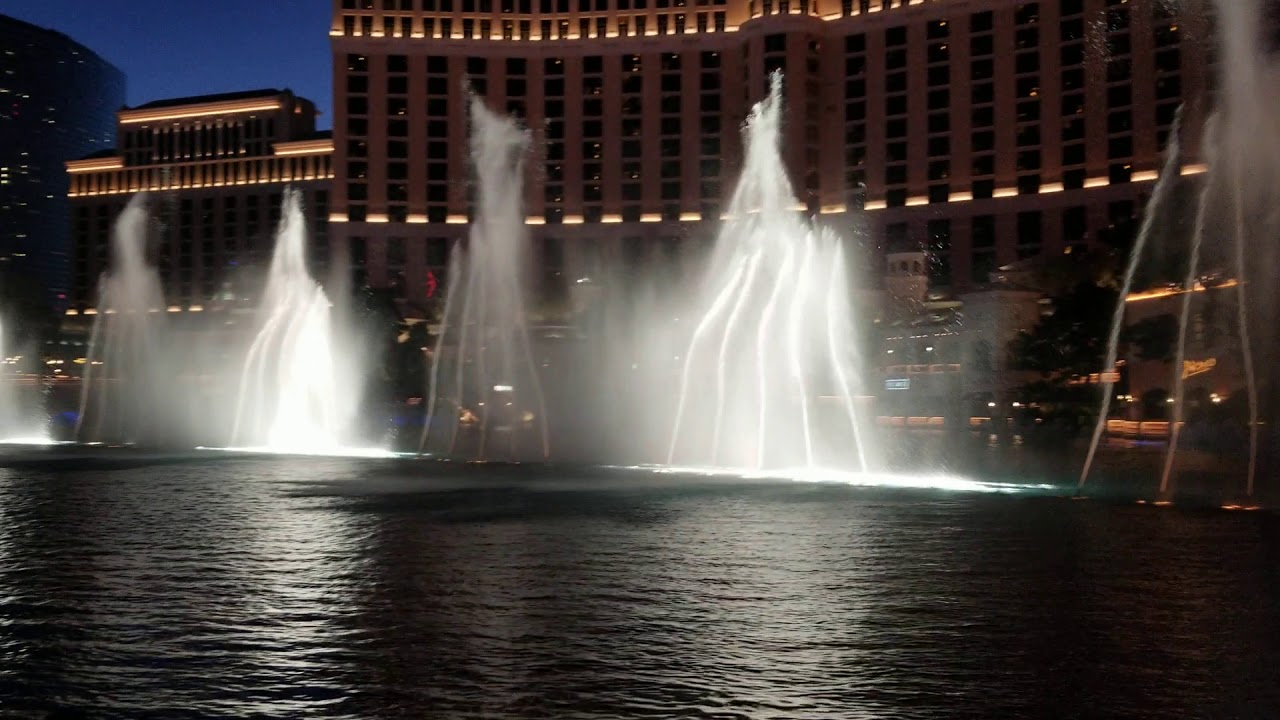 Bellagio fountains, Lady Gaga "Bad Romance", Las Vegas YouTube