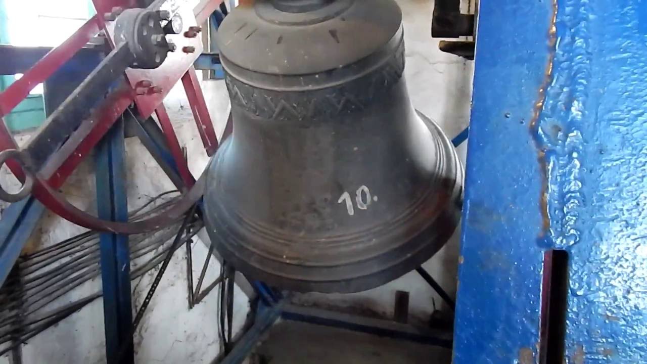 Dlhá nad Oravou (SK), kostol sv. Ladislava - zvony