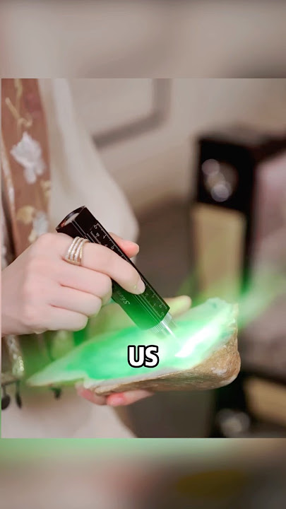 Pemuda yang mengetahui batu giok diburu oleh debitur#drama #film