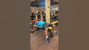 TRICEPS TESTA HALTER