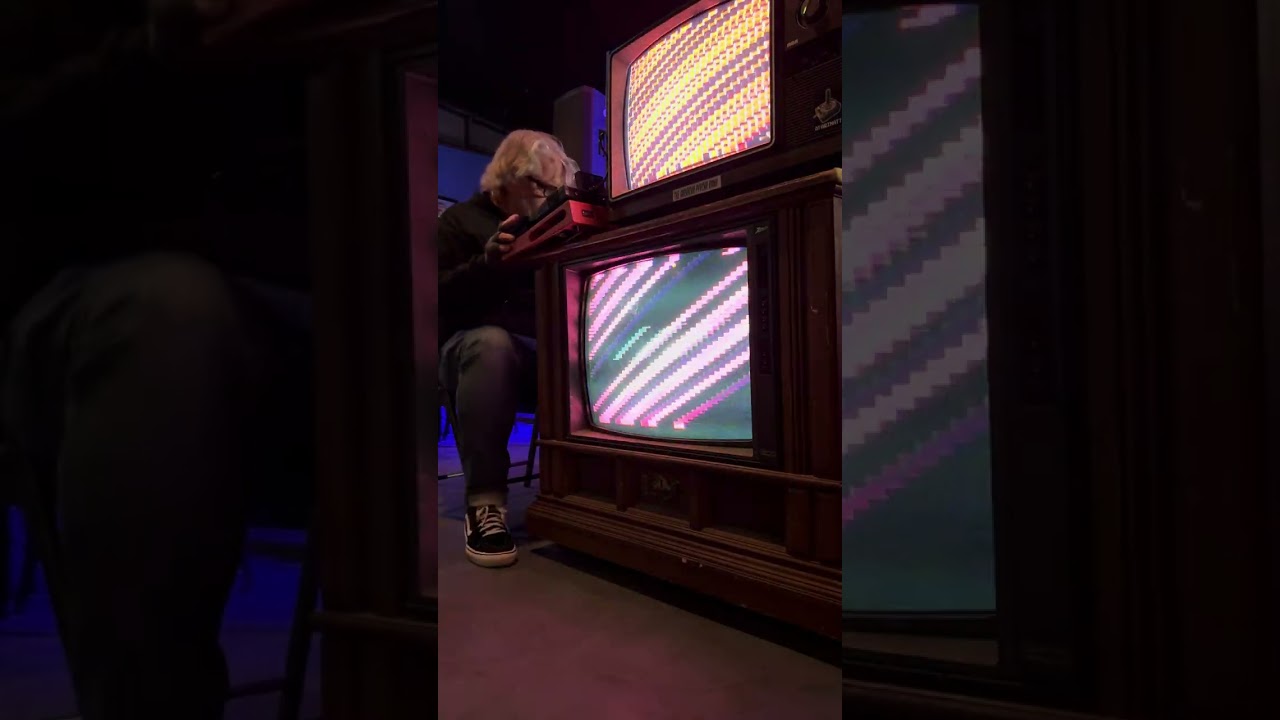 Daft punk cover by Atarimatt end of the line @daftpunk @atarimatt @Shine-a-Light-in-the-Dark 